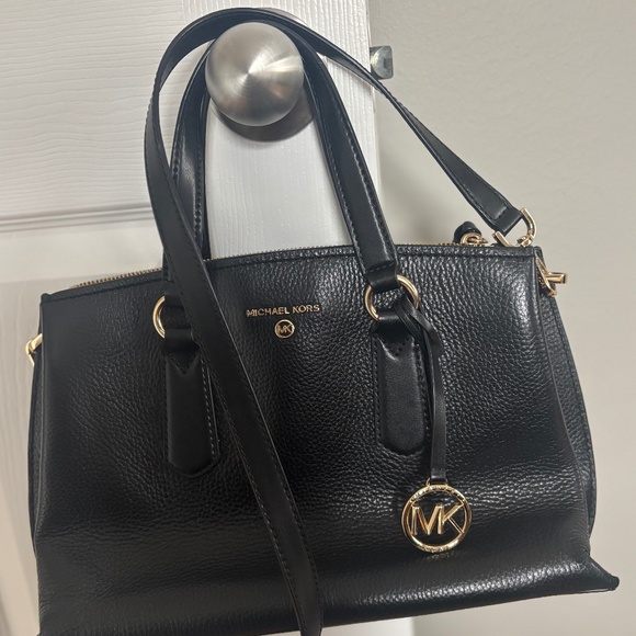 Michael Kors structured tote - Picture 1 of 8